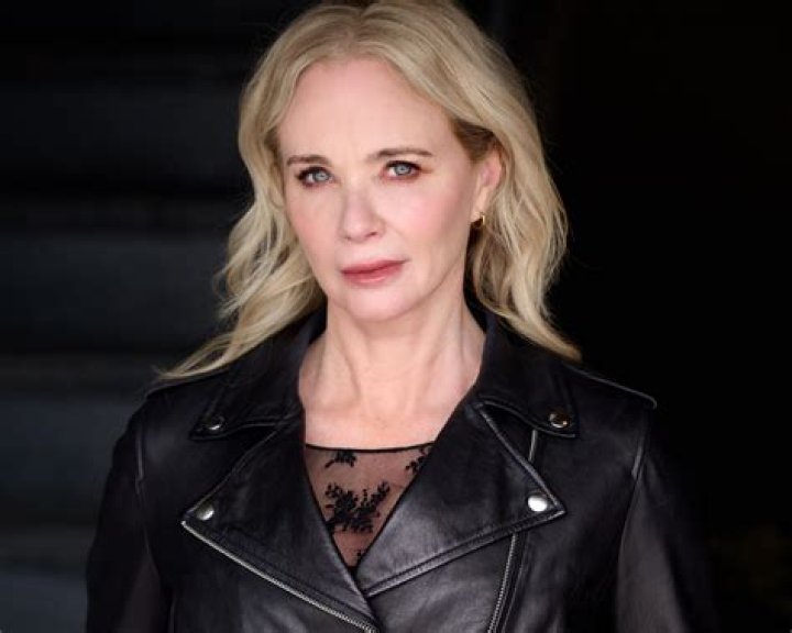 Unlock The Secrets Of Lauren Holly's Enduring Relationships