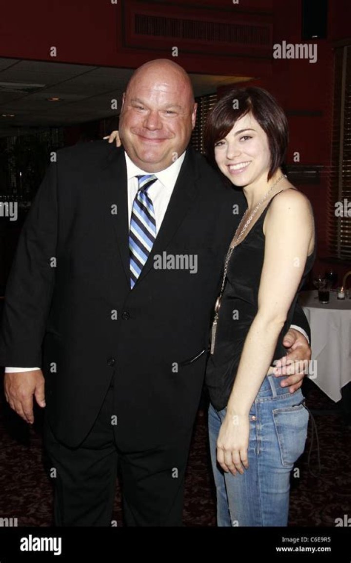 Unveiling The Life And Love Of Kevin Chamberlin's Spouse